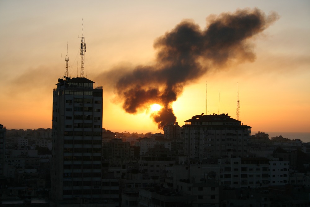 gaza_burns_-_flickr_-_al_jazeera_english_
